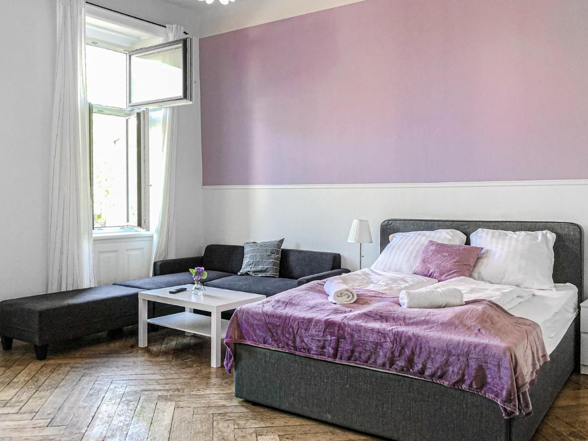 Commodious 2Br Apt. Near Akh-Perfect For Groups Vídeň Exteriér fotografie